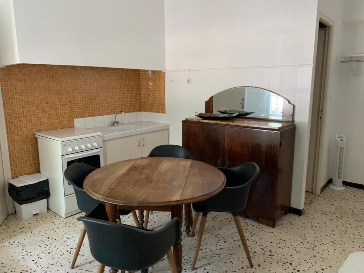 آجد Appartement Studio Les Pieds Dans L'Eau المظهر الخارجي الصورة