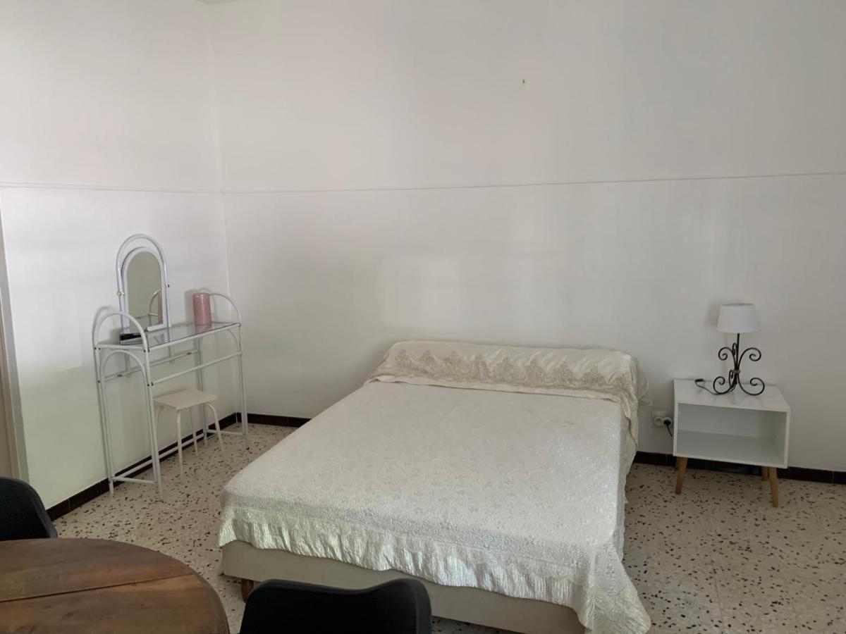 آجد Appartement Studio Les Pieds Dans L'Eau المظهر الخارجي الصورة